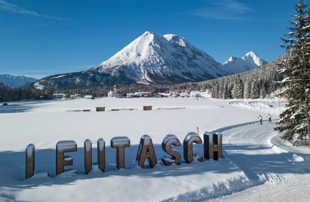 Landgasthaus Appartement Birkegg ロイタシュ エクステリア 写真
